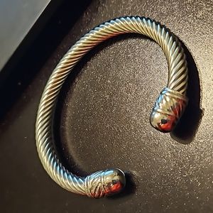 📢2 for $20Celtic style wrap bracelet unisex